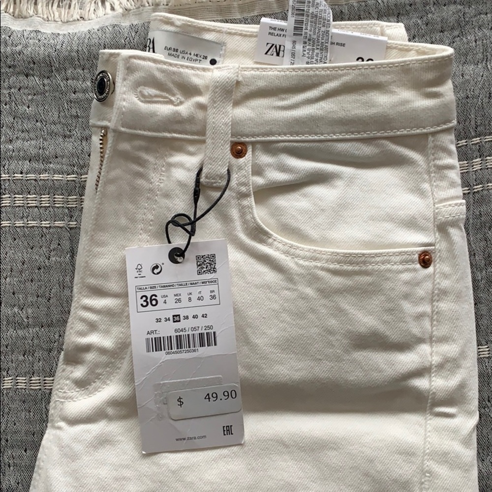 Zara White Jeans - size 36 - NWT